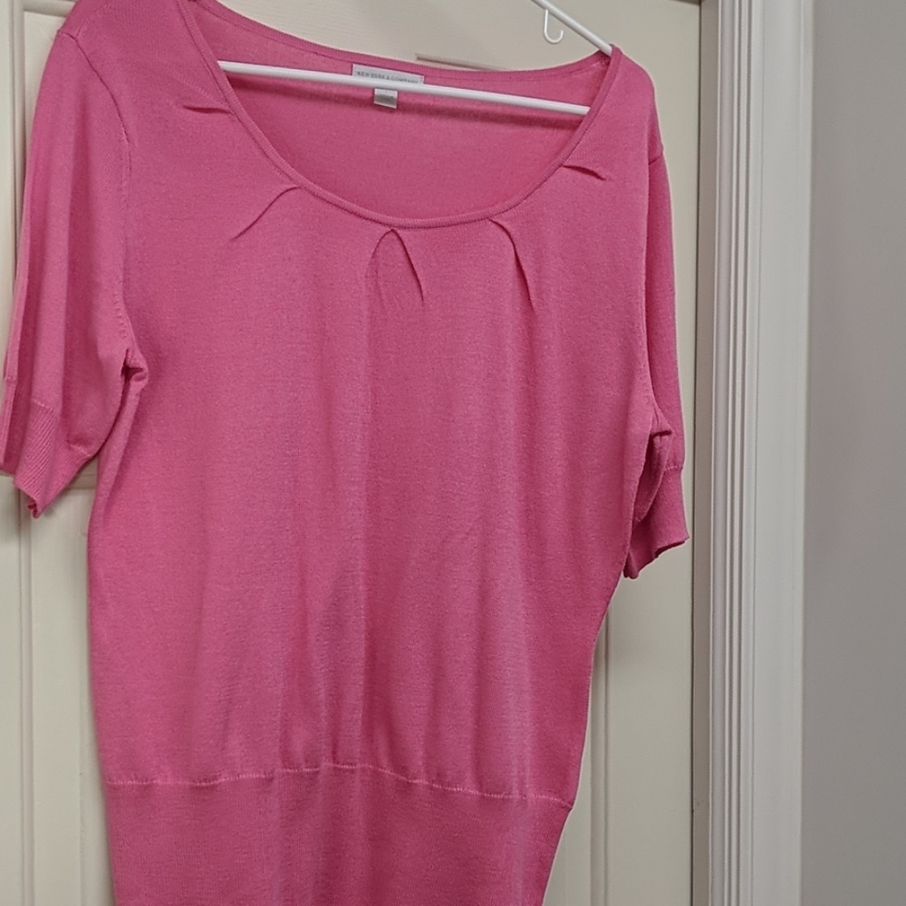 Like New Pink New York & Co Top